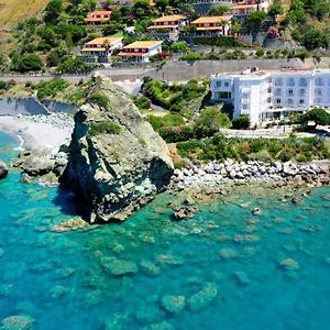 Hotel Ristorante La Scogliera